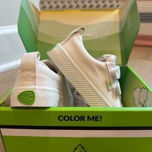 Cariuma canvas toddler sneakers